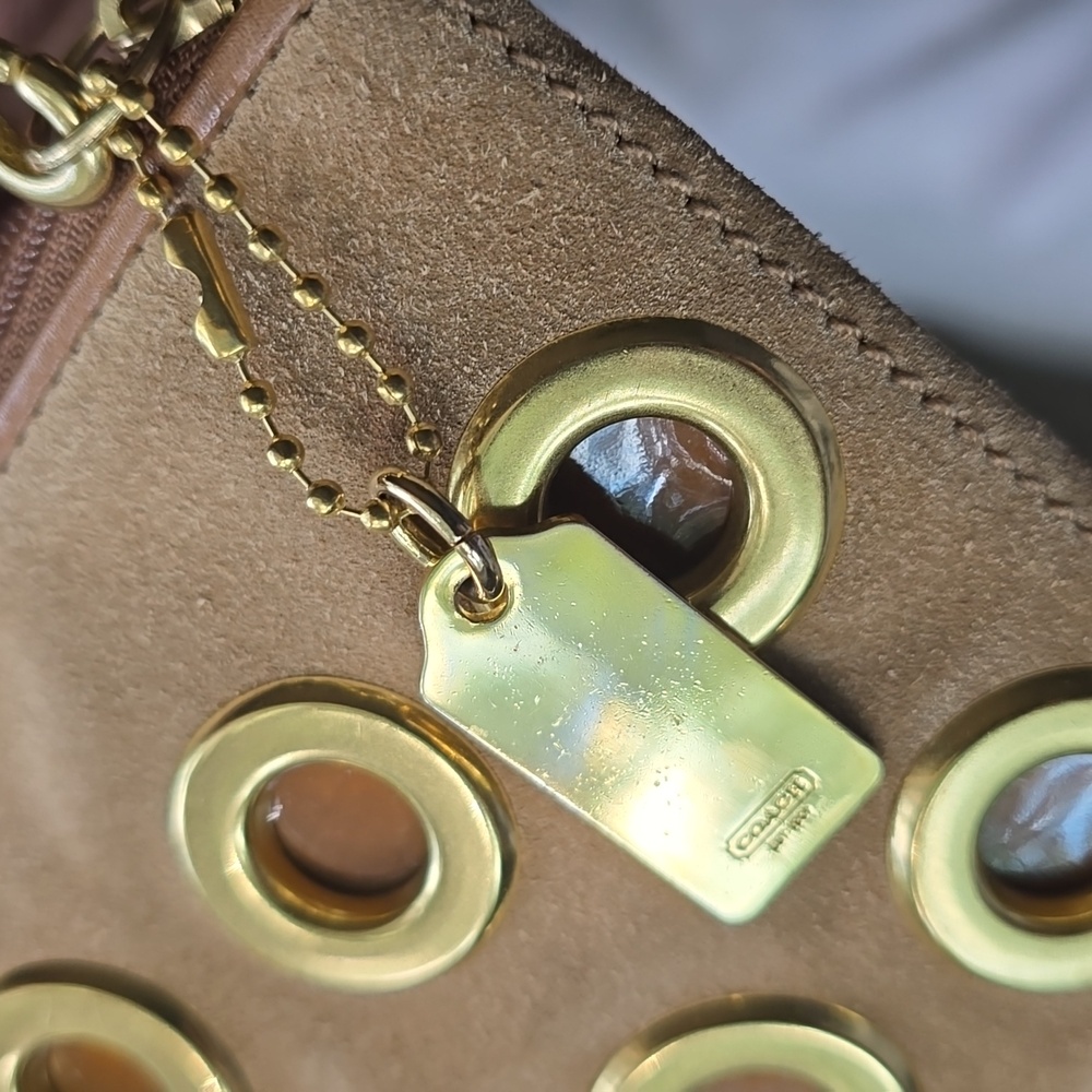 NWT Coach Grommets Suede Wristlet Or Clutch CAMEL🐫Color SO SOFT🤤🤤🤤 - Picture 11 of 11